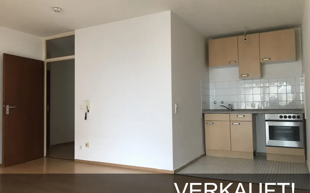 Kapitalanleger aufgepasst! Helle 1-Zimmer Wohnung mit Balkon, TG und Keller in Pf